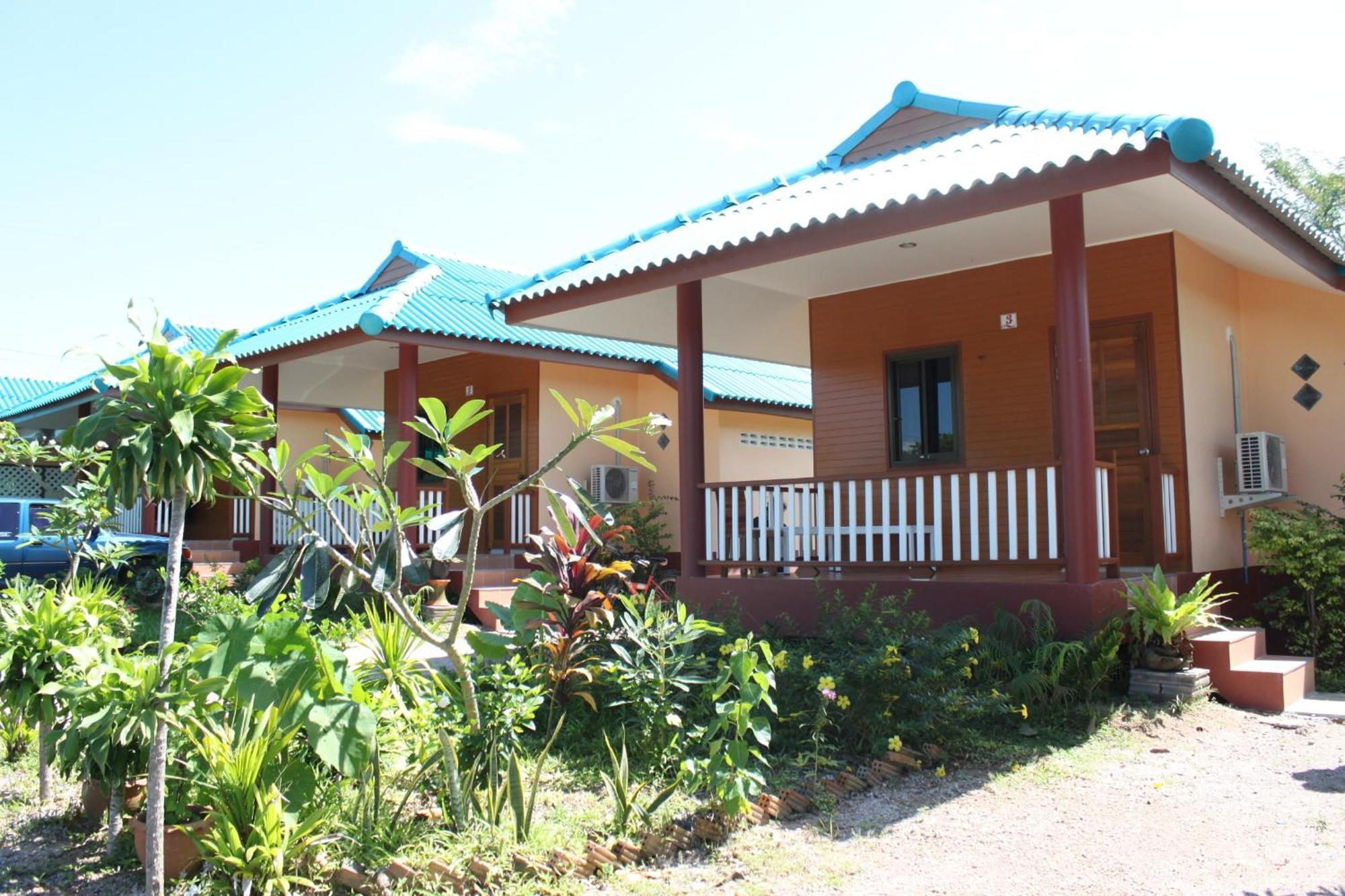 Lam-Tong Resort Don Sak Eksteriør bilde