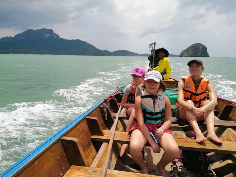 Lam-Tong Resort Don Sak Eksteriør bilde